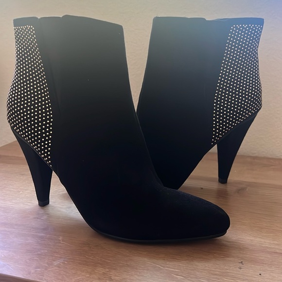 NWOT Heel Booties with Gold rhinestones - Picture 1 of 5